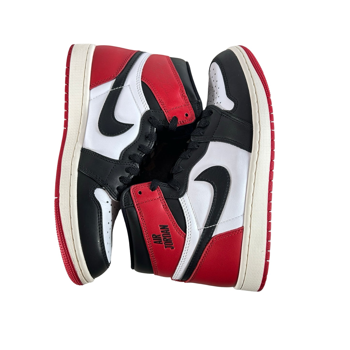 DZ5485 106 Jordan 1 Retro High OG Black Toe Reimagined [USED] - 7.5 M (Used2)