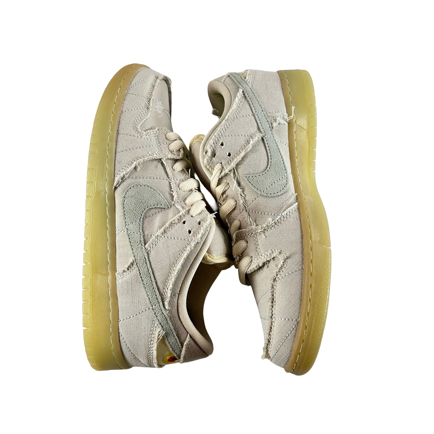 DM0774 111 Nike SB Dunk Low Momia
