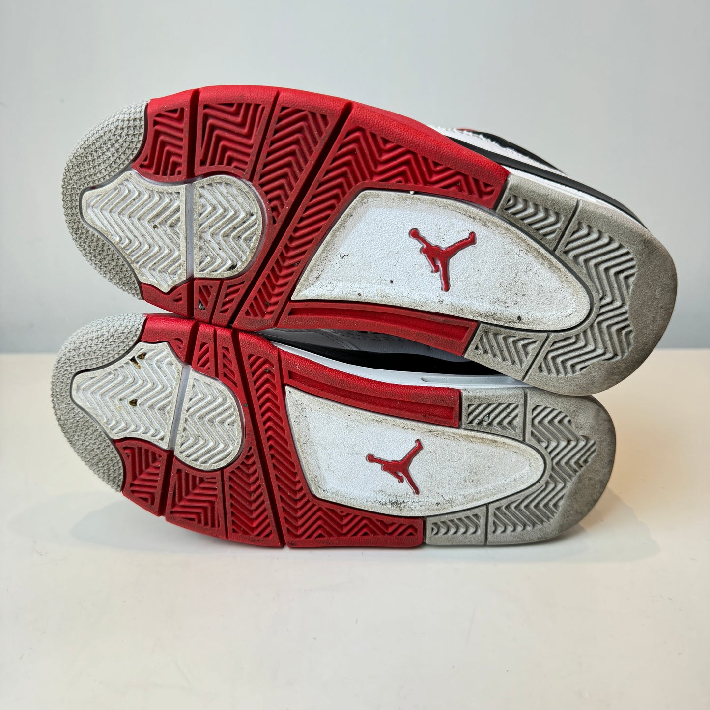 408452 160 Jordan 4 Retro Fire Red (2020) (GS) [USED] - 4.5 Y (Used)