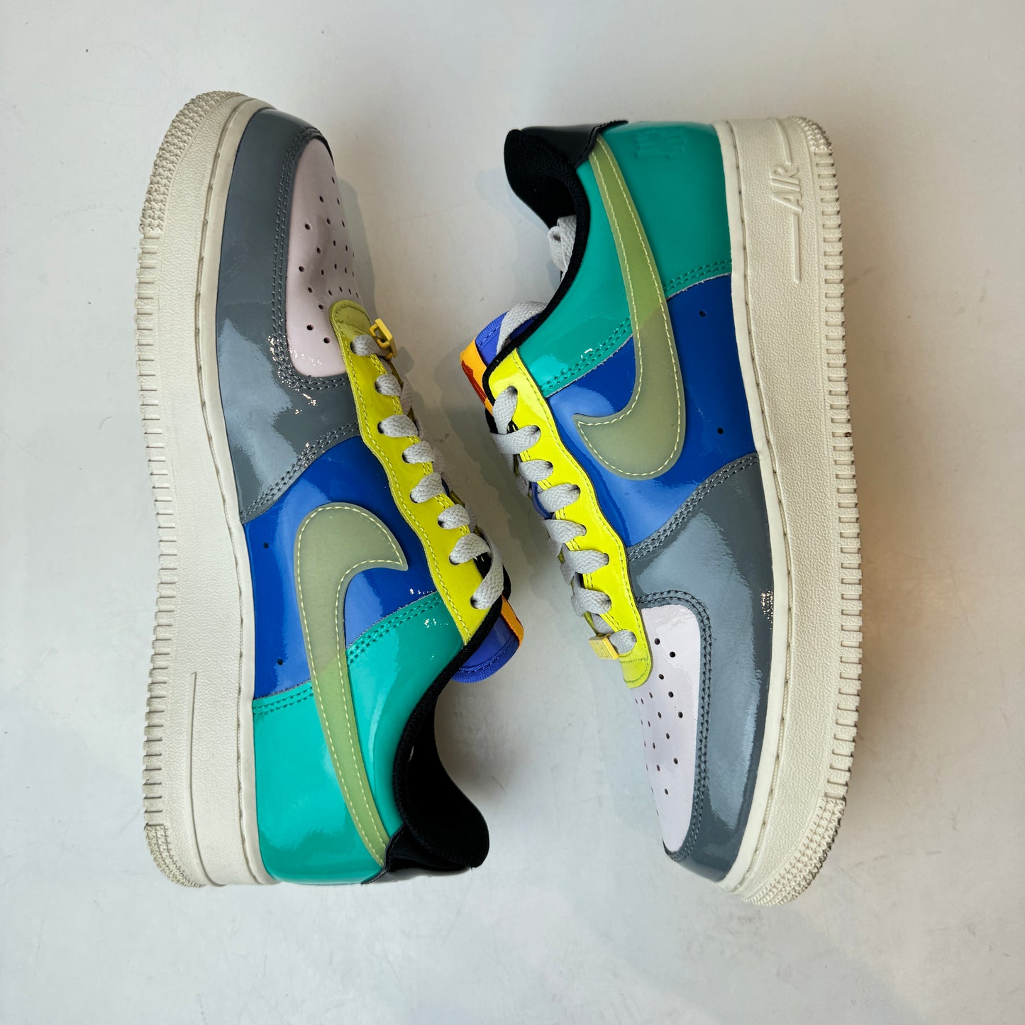 DV5255 001 Nike Air Force 1 Low SP Undefeated Multi-Patent Community [USED] - 8.5 M (Used)