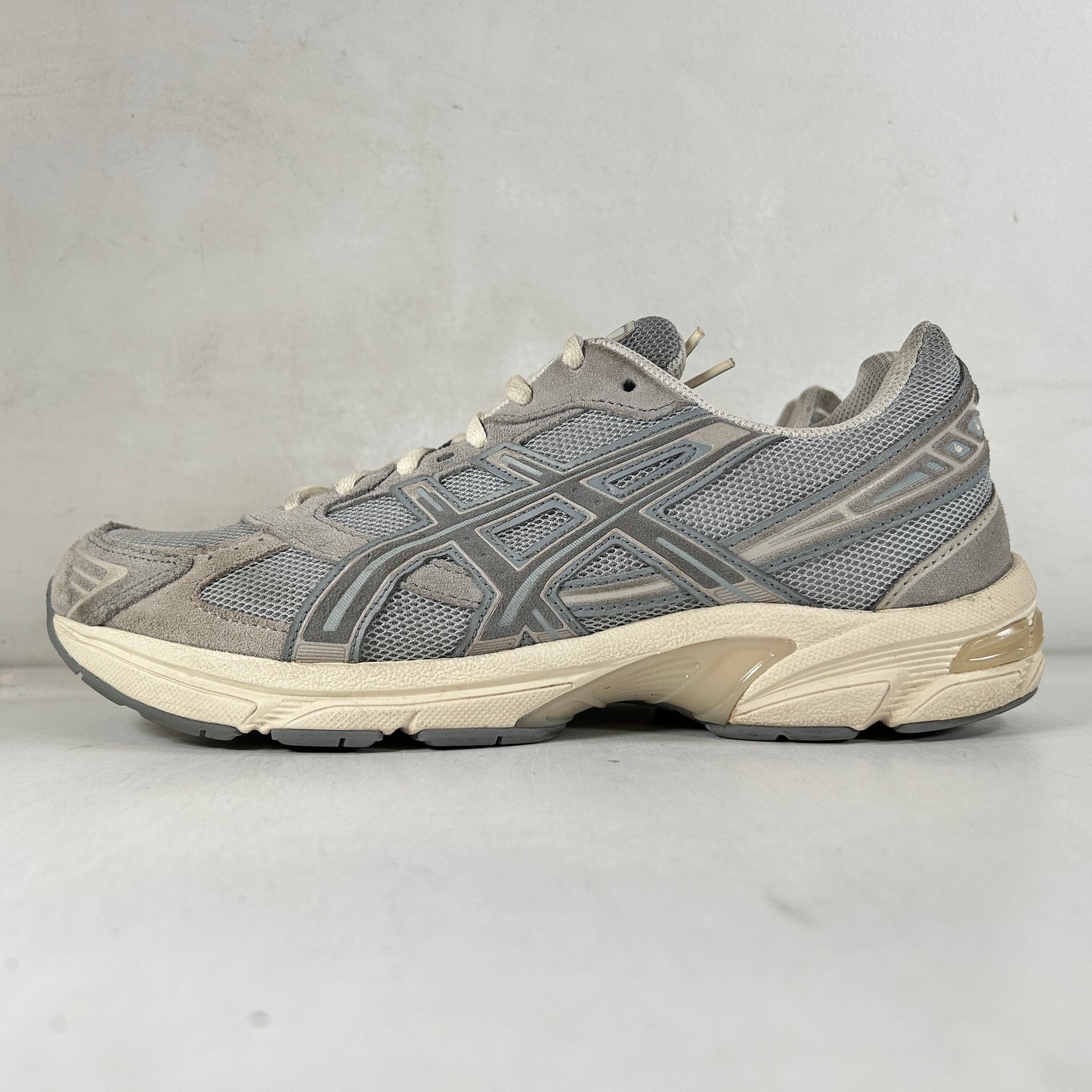 1201A255 022 ASICS Gel-1130 Piedmont Gray [USED] - 9 M (Used) (No Box)