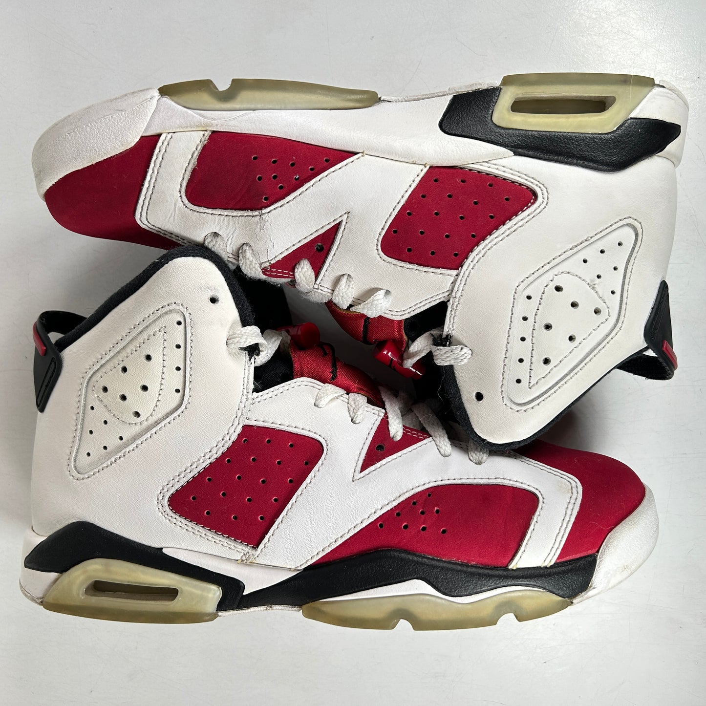 384665 160 Jordan 6 Retro Carmine (2014) (GS) [USED] - 7 Y (Used)