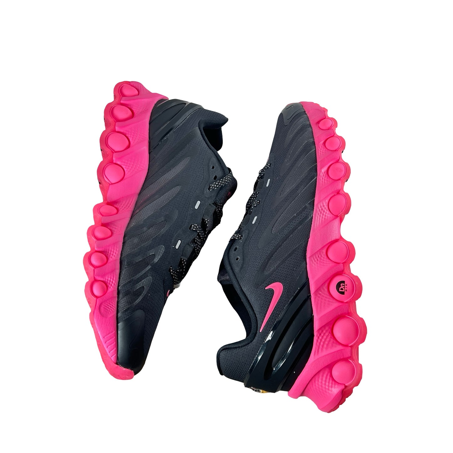 IH0154 001 Nike Air Max Dn8 Black Hyper Pink (Friends & Family) [USED] - 10 M (Used)