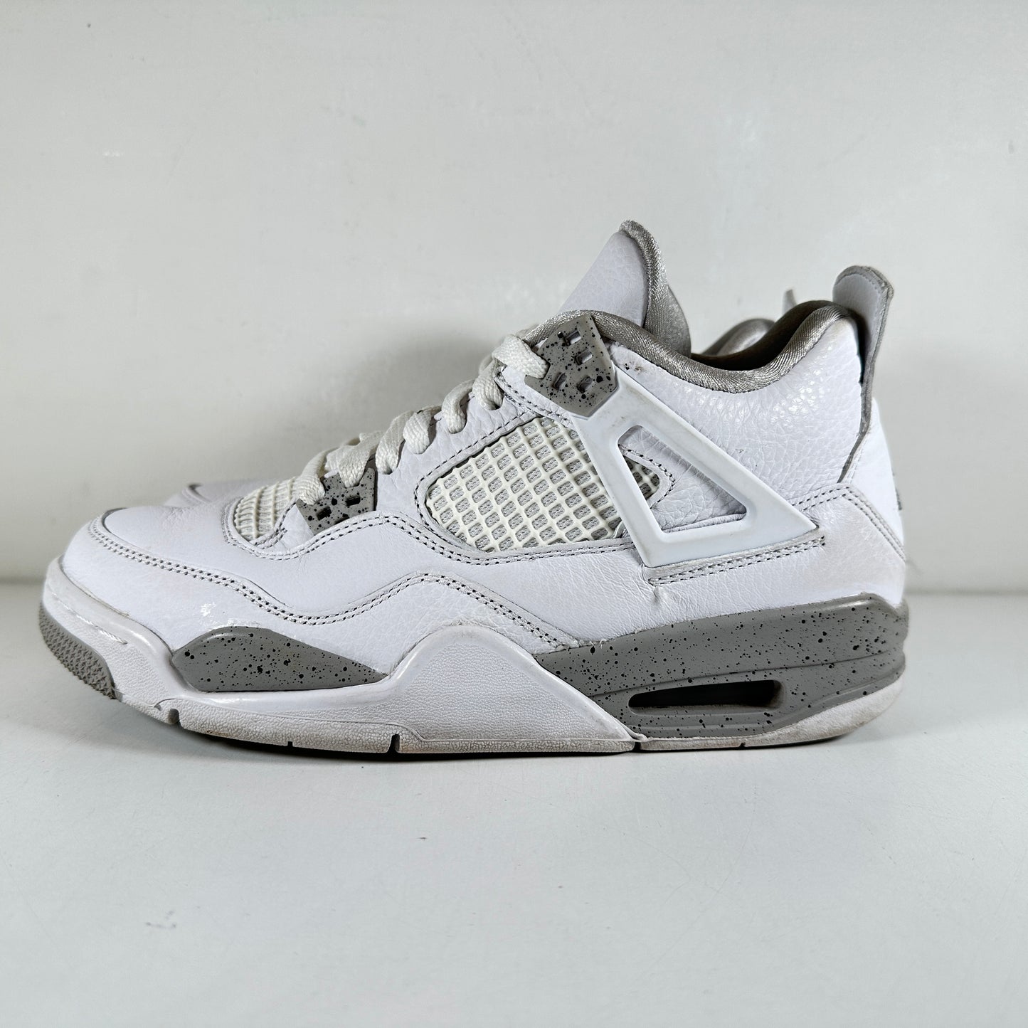 DJ4699 100 Jordan 4 Retro White Oreo (2021) (GS) [USED] - 7Y (Used2)