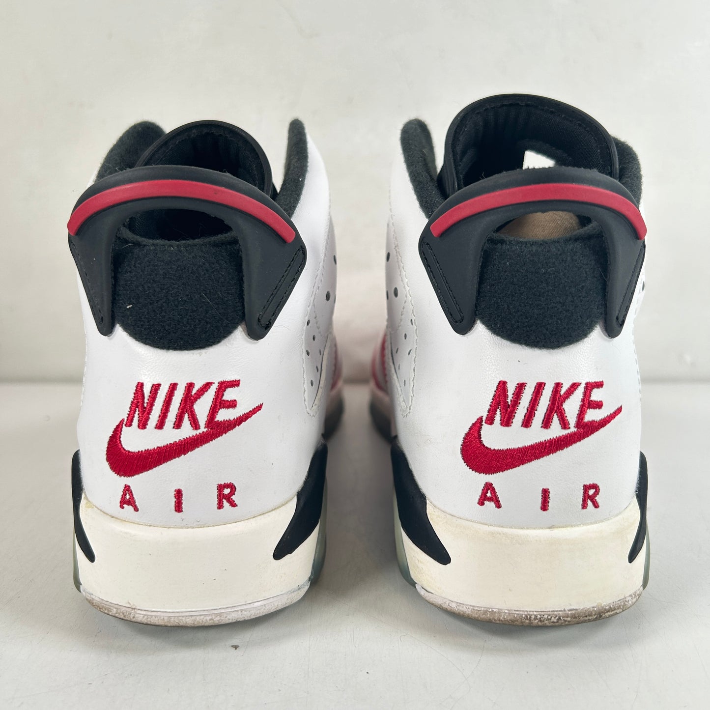 384665 106 Jordan 6 Retro Carmine (2021) (GS) [USED] - 4 Y (Used)