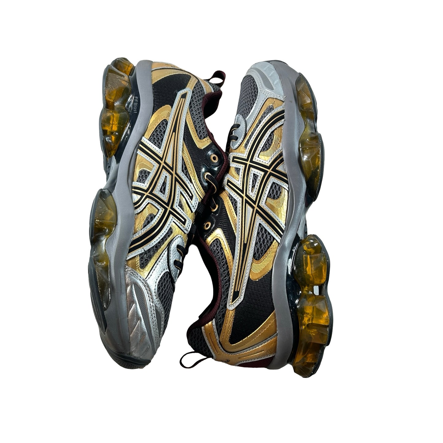 1203A270 021 ASICS Gel-Quantum Kinetic Carbon Pure Gold [USED] - 10.5 M (Used)