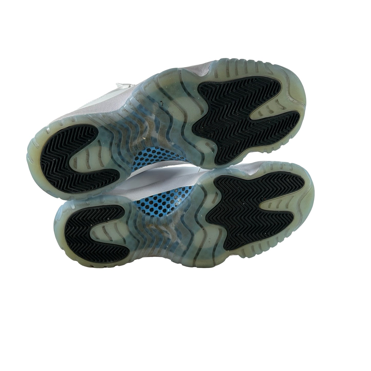CT8012 104 Jordan 11 Retro Legend Blue (2024) [USED] - 9.5 M (Used15)
