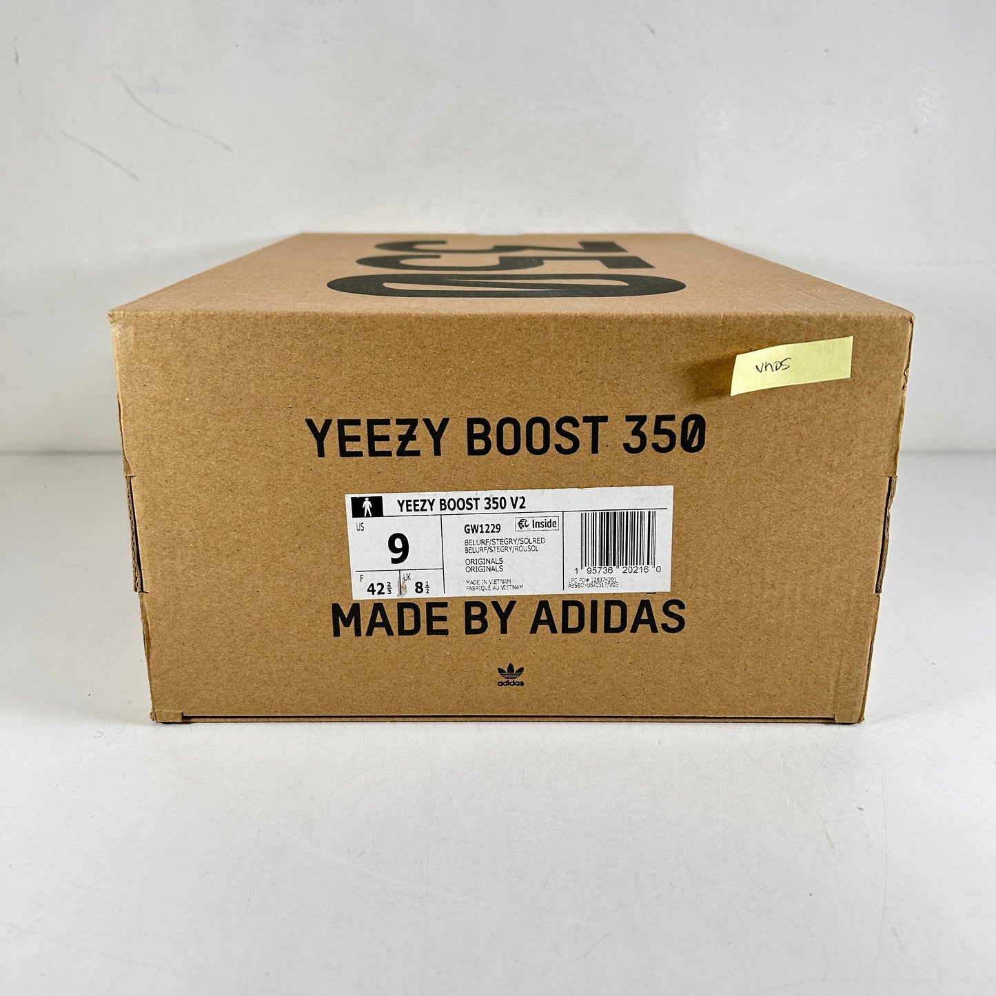 GW1229 Yeezy Boost 350 V2 Beluga Reflective [USED] - 9 M (VNDS)