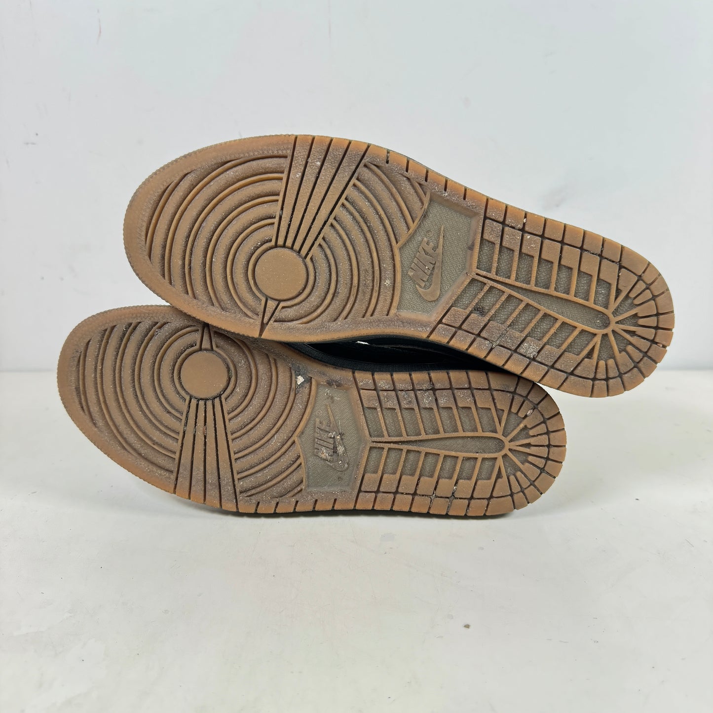 DN3400 001 Jordan 1 Retro Low OG SP SoleFly [USED] - 10 M (Used)