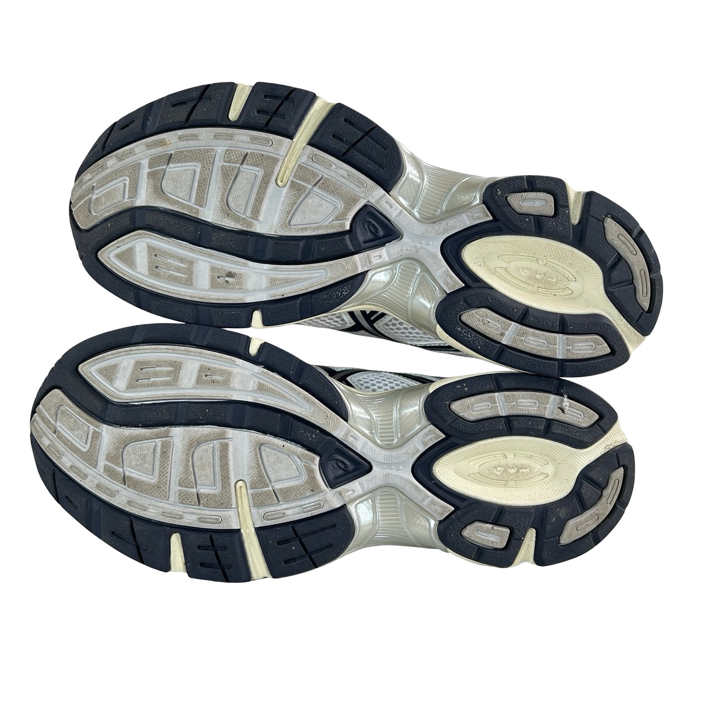 1202A164 110 ASICS Gel-1130 White Midnight (W) [USED] - 10 W (Used)