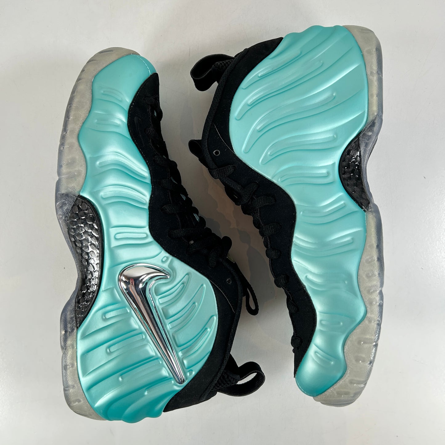 624041 303 Air Nike Foamposite Pro Island Green [USED] - 11 M (VNDS) (Replace Box)