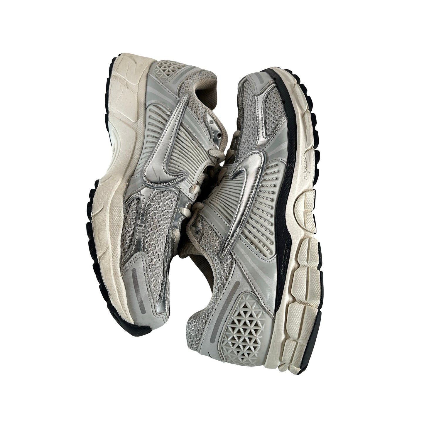 FD0884 025 Nike Zoom Vomero 5 Photon Dust Metallic Silver W [USED] - 11 W (Used)