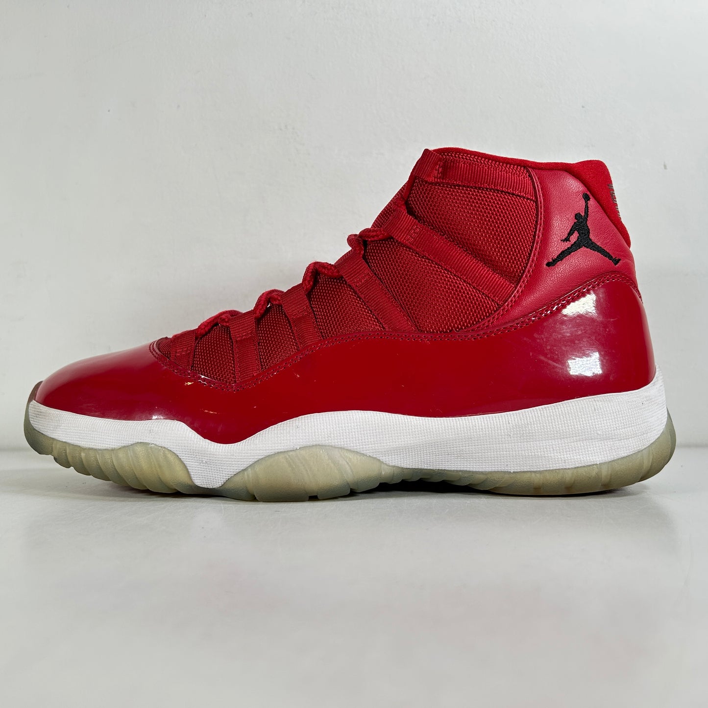 378037 623 Jordan 11 Retro Win Like 96 [USED] - 11 M (Used) (No Box)