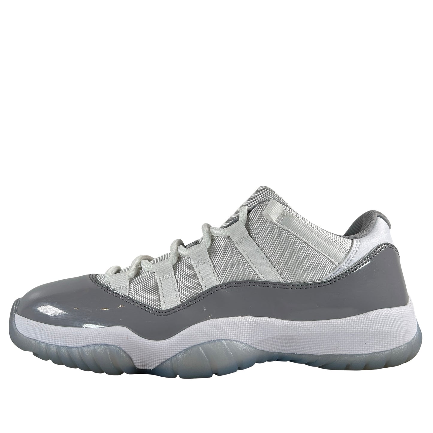 AV2187 140 Jordan 11 Retro Low Cement Grey [USED] - 8.5 M (VNDS)