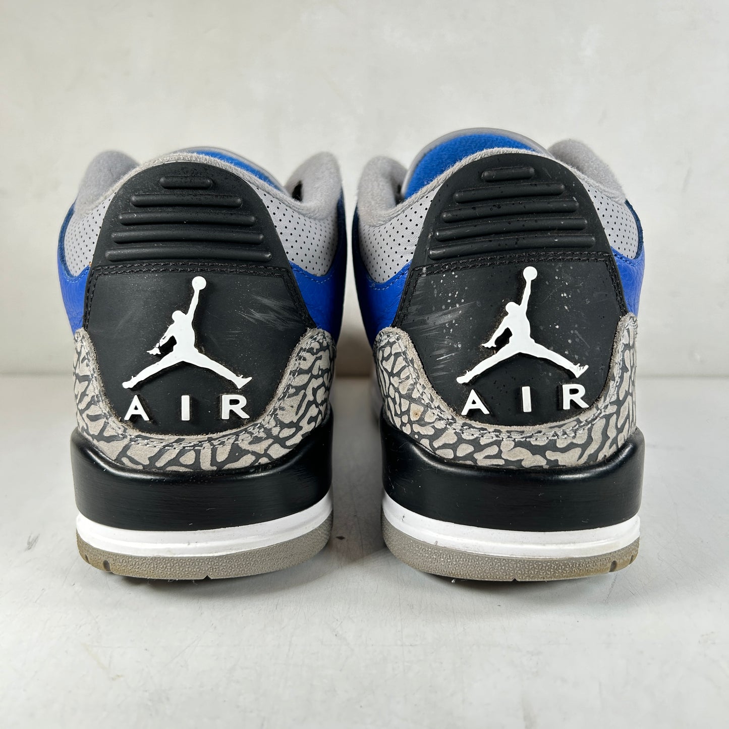 CT8532 400 Jordan 3 Retro Varsity Royal Cement [USED] - 9.5 M (Used2)