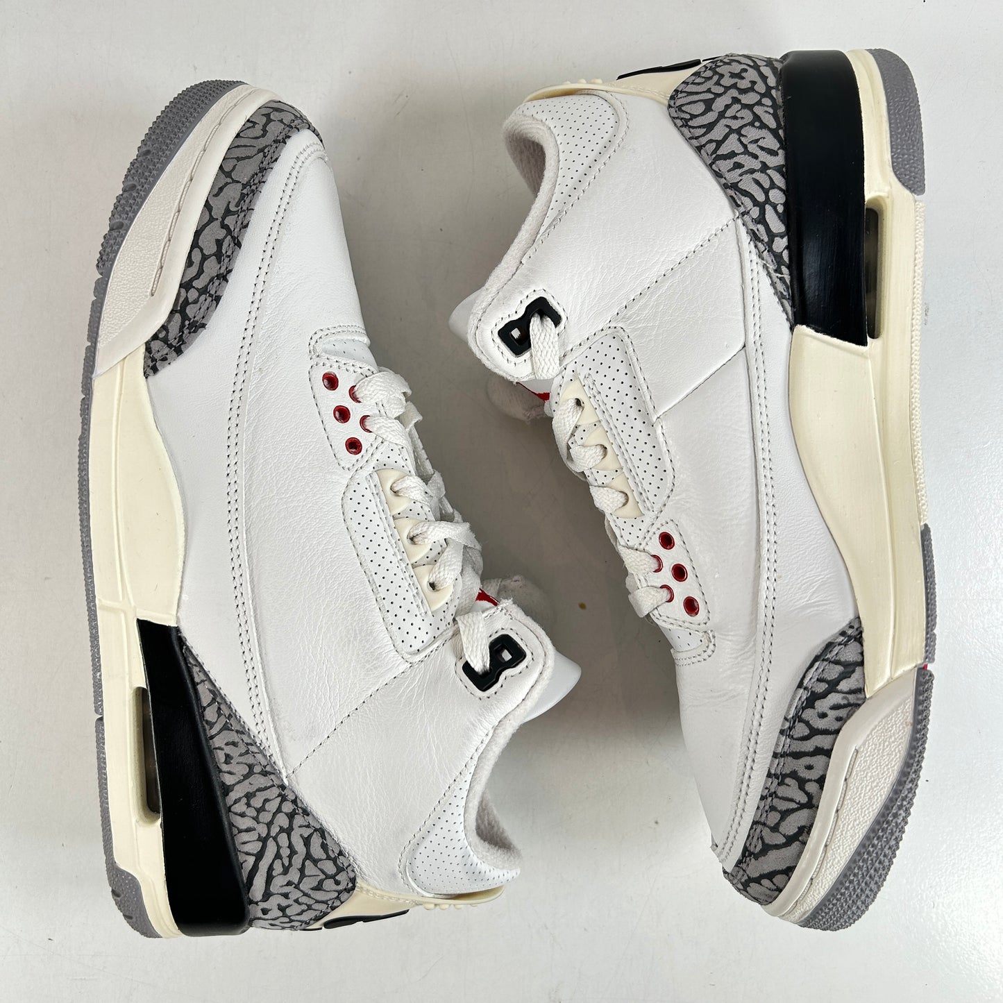 DN3707 100 Jordan 3 Retro White Cement Reimagined [USED] - 8 M (Used3)