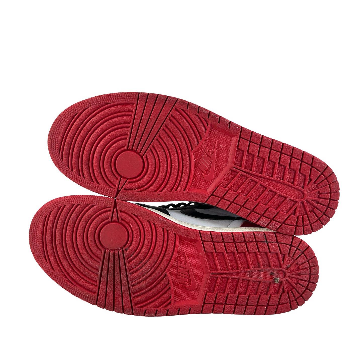 DZ5485 106 Jordan 1 Retro High OG Black Toe Reimagined [USED] - 11 M (Used10)