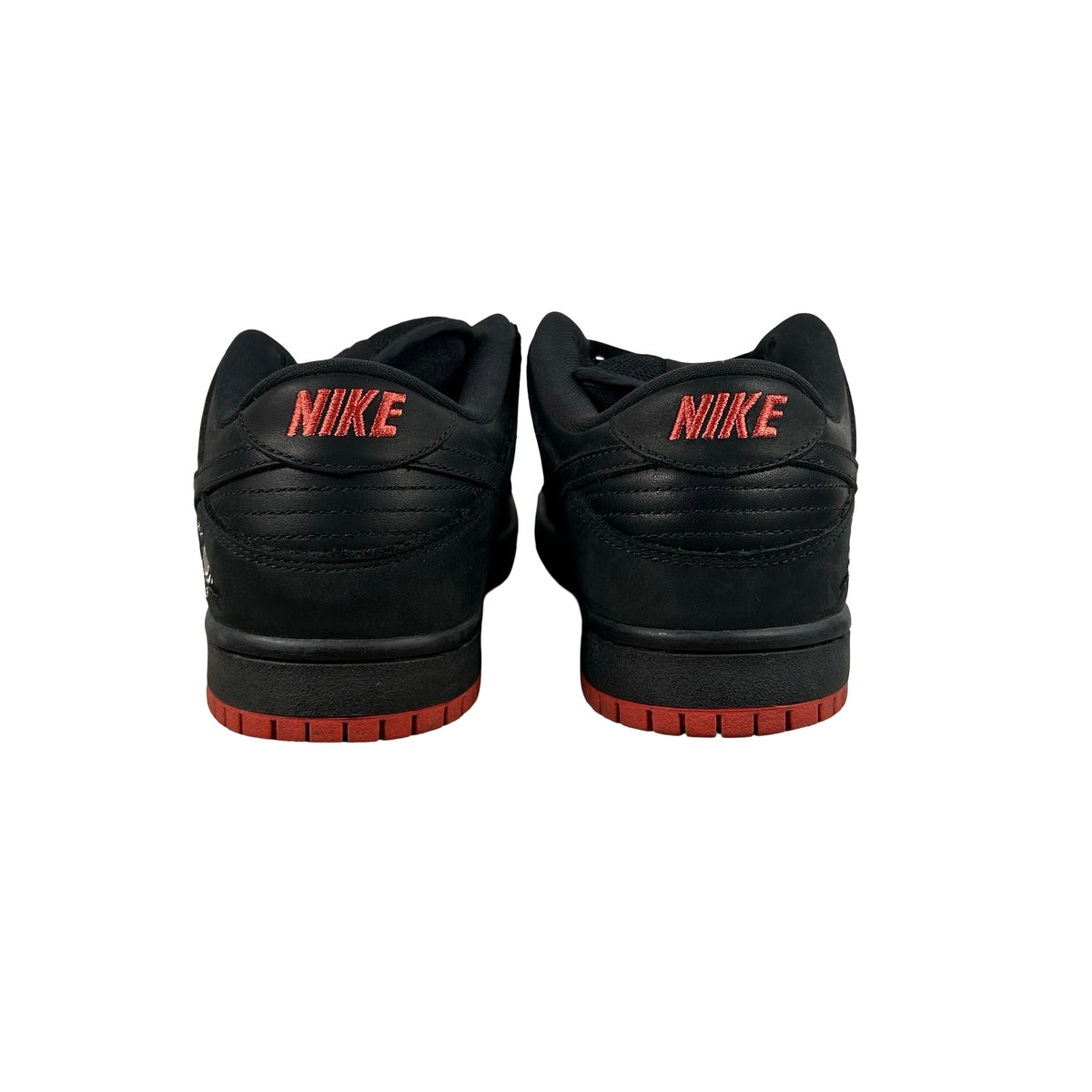 883232 008 Nike SB Dunk Low Black Pigeon [USED] - 8 M (Used)