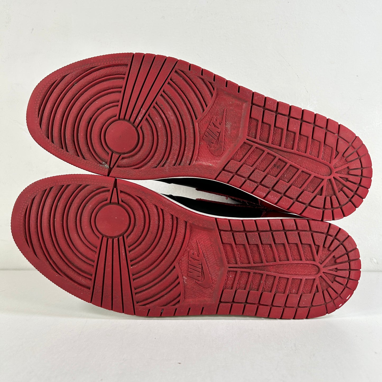 555088 001 Jordan 1 Retro High Bred Banned (2016) [USED] - 11.5 M (Used) (No Box)