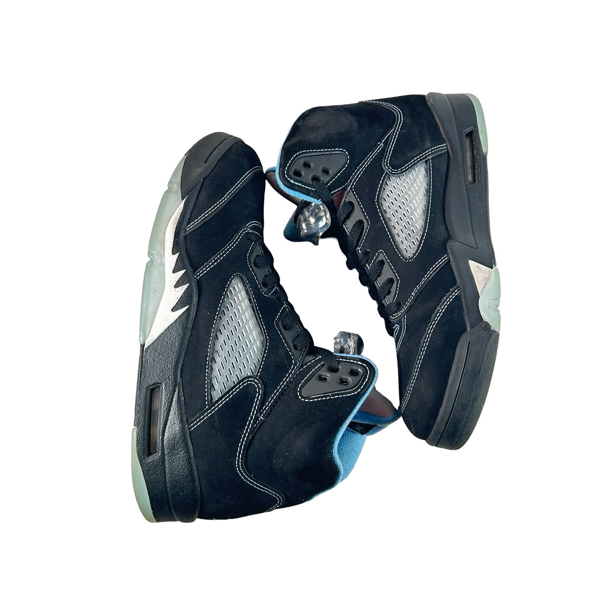 DD0587 008 Jordan 5 Retro Black University Blue (2026) [USED] - 8 M (Used2)