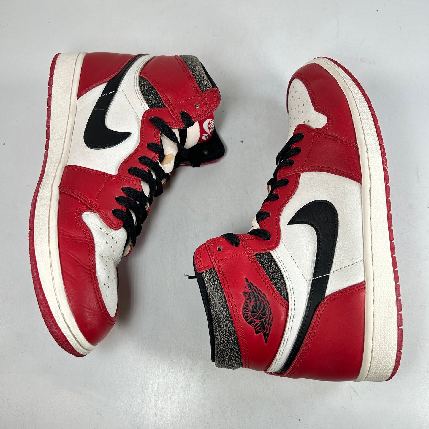 DZ5485 612 Jordan 1 Retro High OG Chicago Lost and Found [USED] - 11 M (Used2)