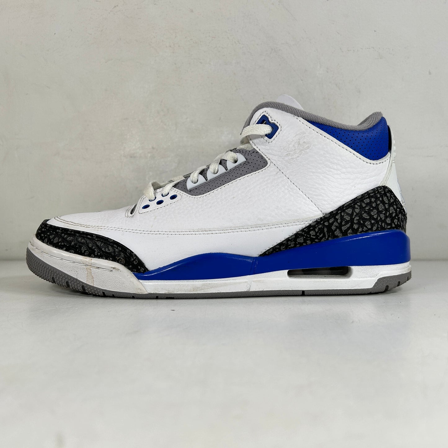 CT8532 145 Jordan 3 Retro Racer Blue [USED] - 8.5 M (Used2)