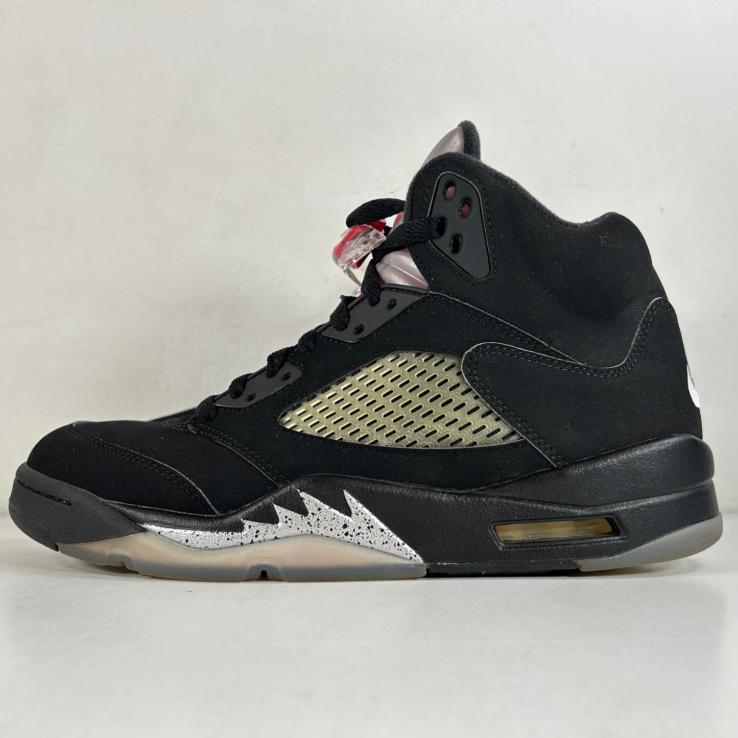 845035 003 Jordan 5 Retro Black Metallic (2016) [USED] - 9.5 M (Used) (No Box)