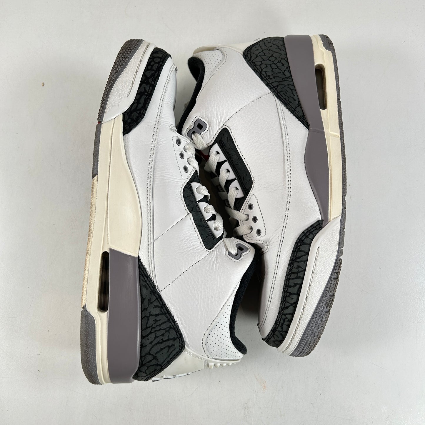 CT8532 106 Jordan 3 Retro Cement Grey [USED] - 9 M (Used) (No Box)