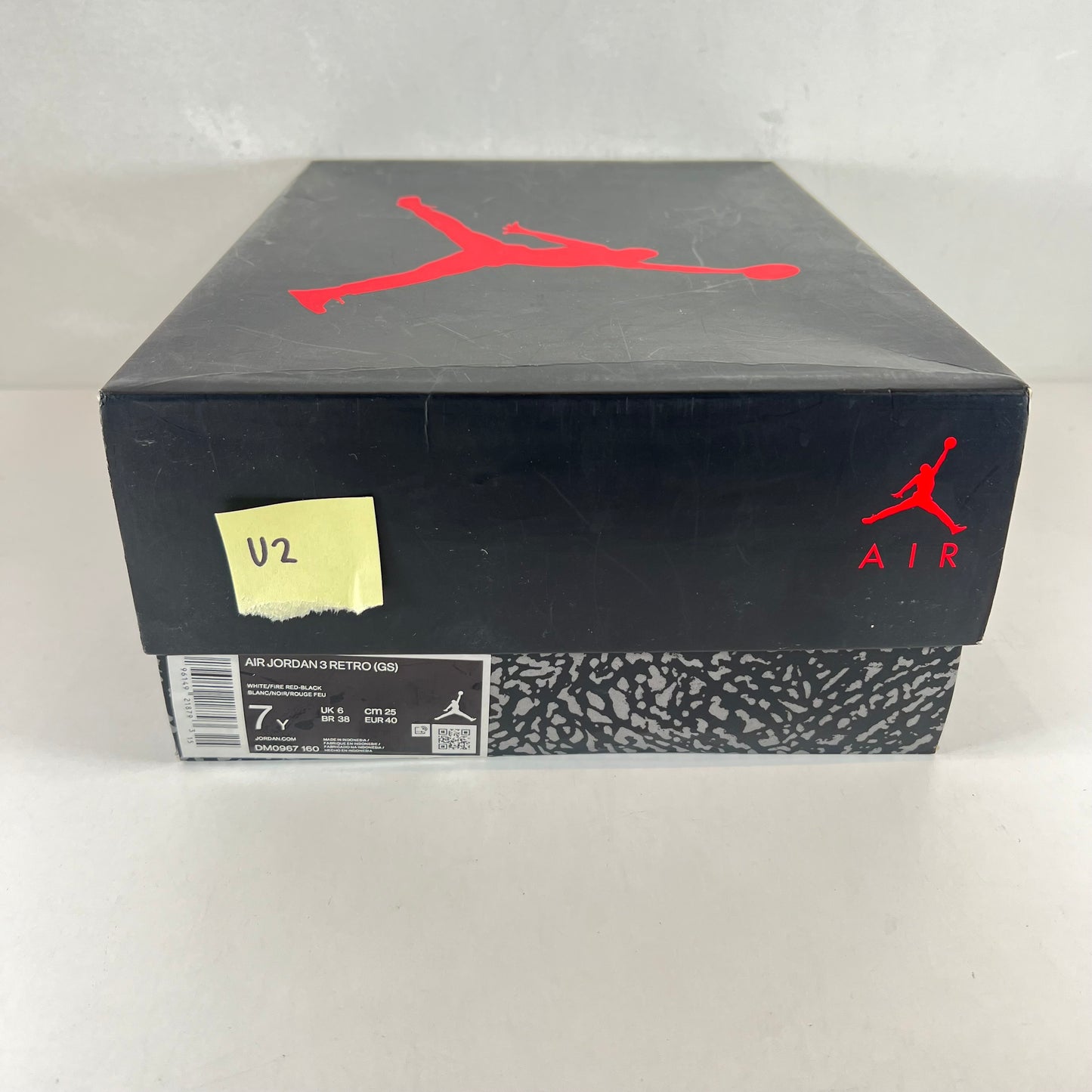 DM0967 160 Jordan 3 Retro Fire Red (2022) (GS) [USED] - 7 Y (Used2)