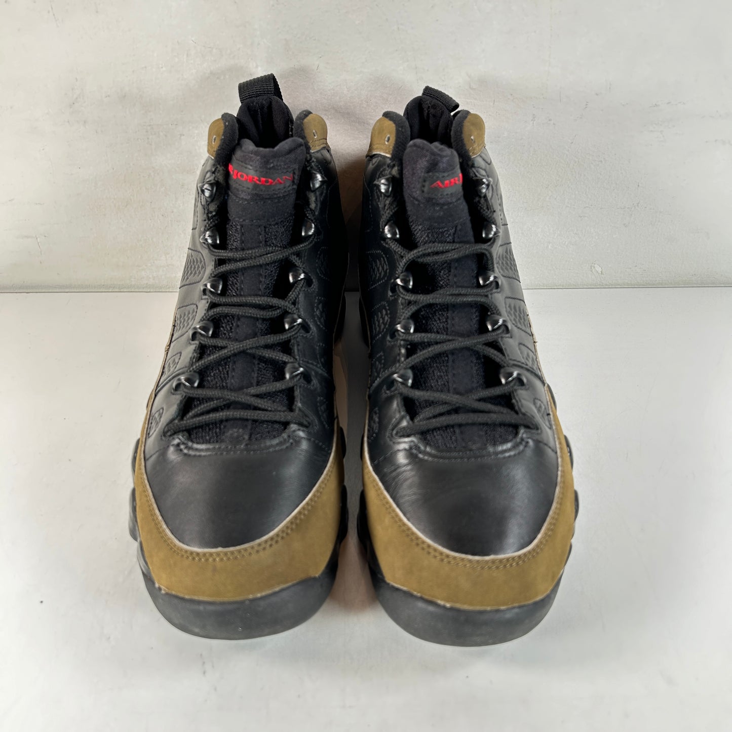 302370 031 Jordan 9 Retro Olive (2002) [USED] - 10 M (Used)