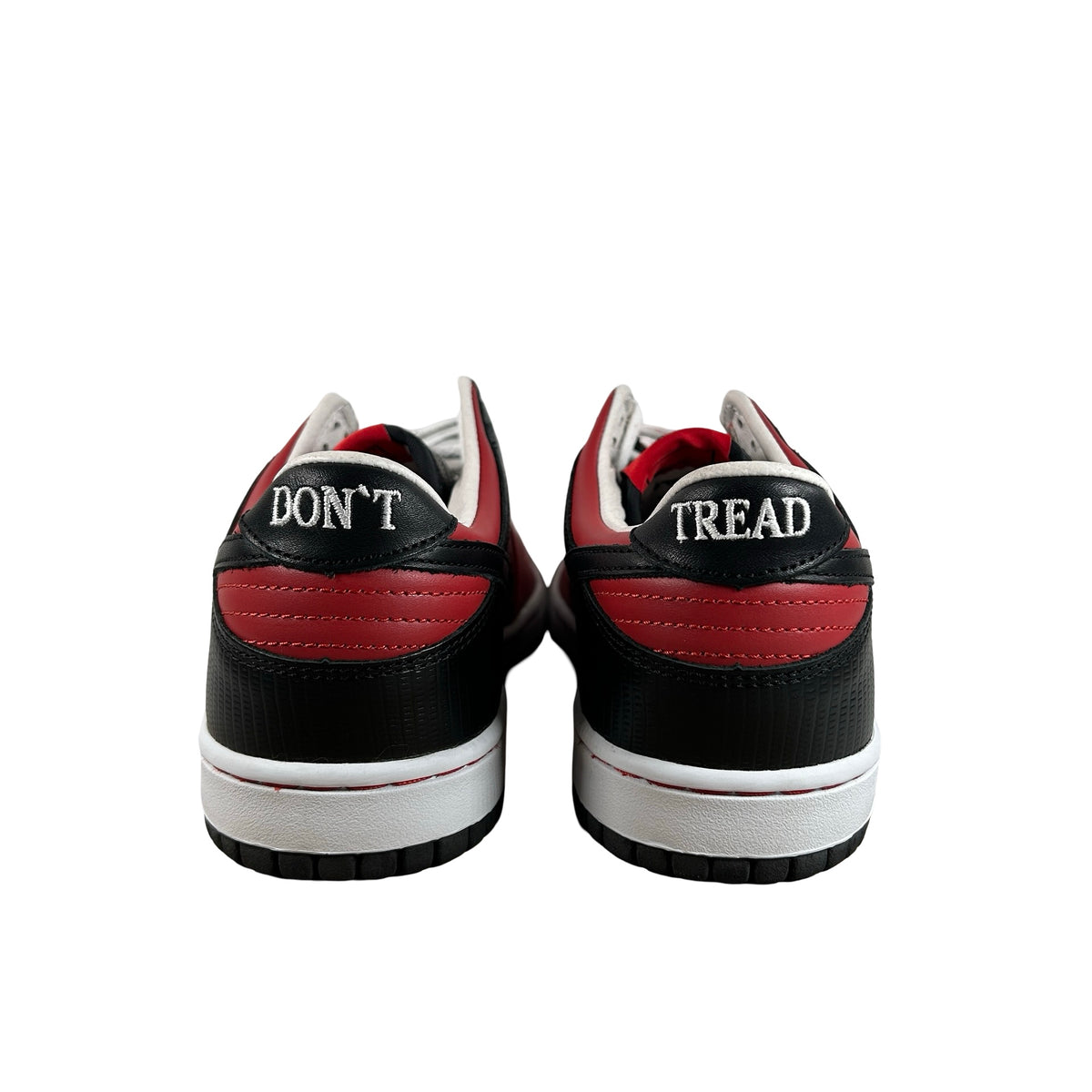 314208 691 Nike ID Dunk Low Don't Tread - 11 M (Ashy Soles)