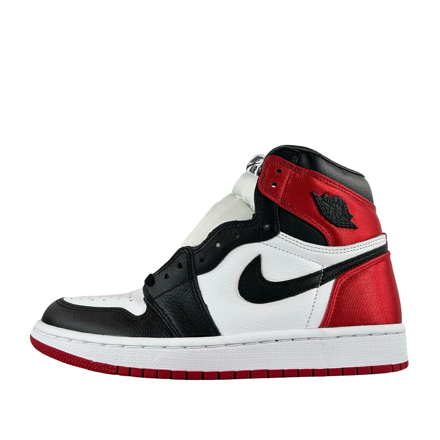 CD0461 016 Jordan 1 Satin Black Toe [CONDITIONAL] - 8 W (Yellowing)