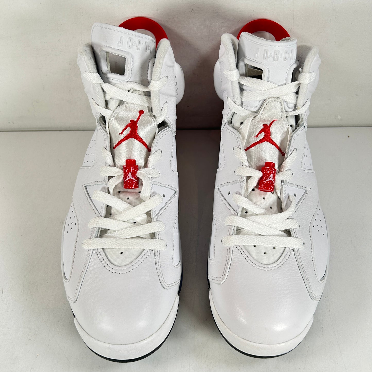 CT8529 162 Jordan 6 Retro Red Oreo [USED] - 11 M (VNDS)