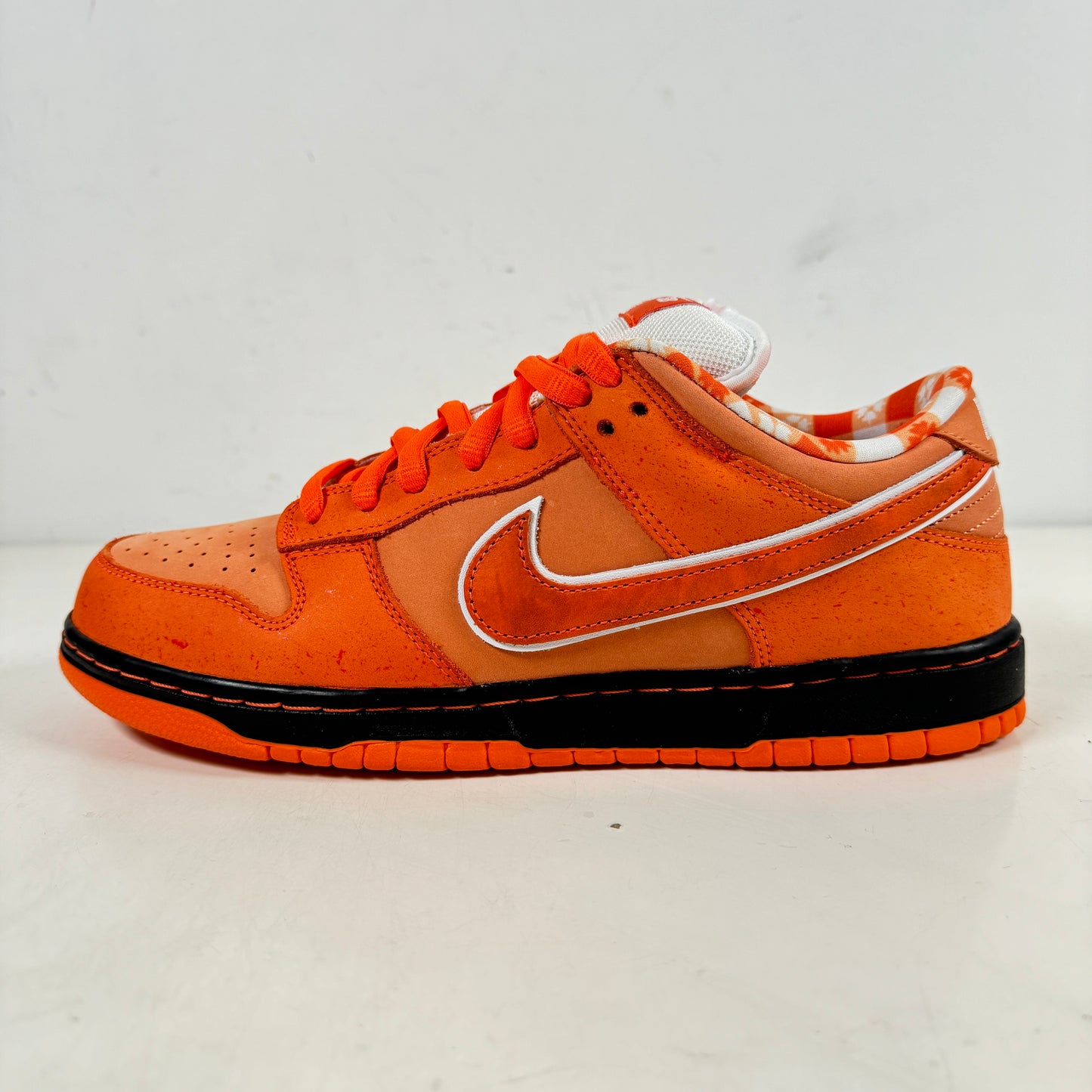 FD8776 800 Nike SB Dunk Low Concepts Orange Lobster [USED] - 10 M (VNDS)