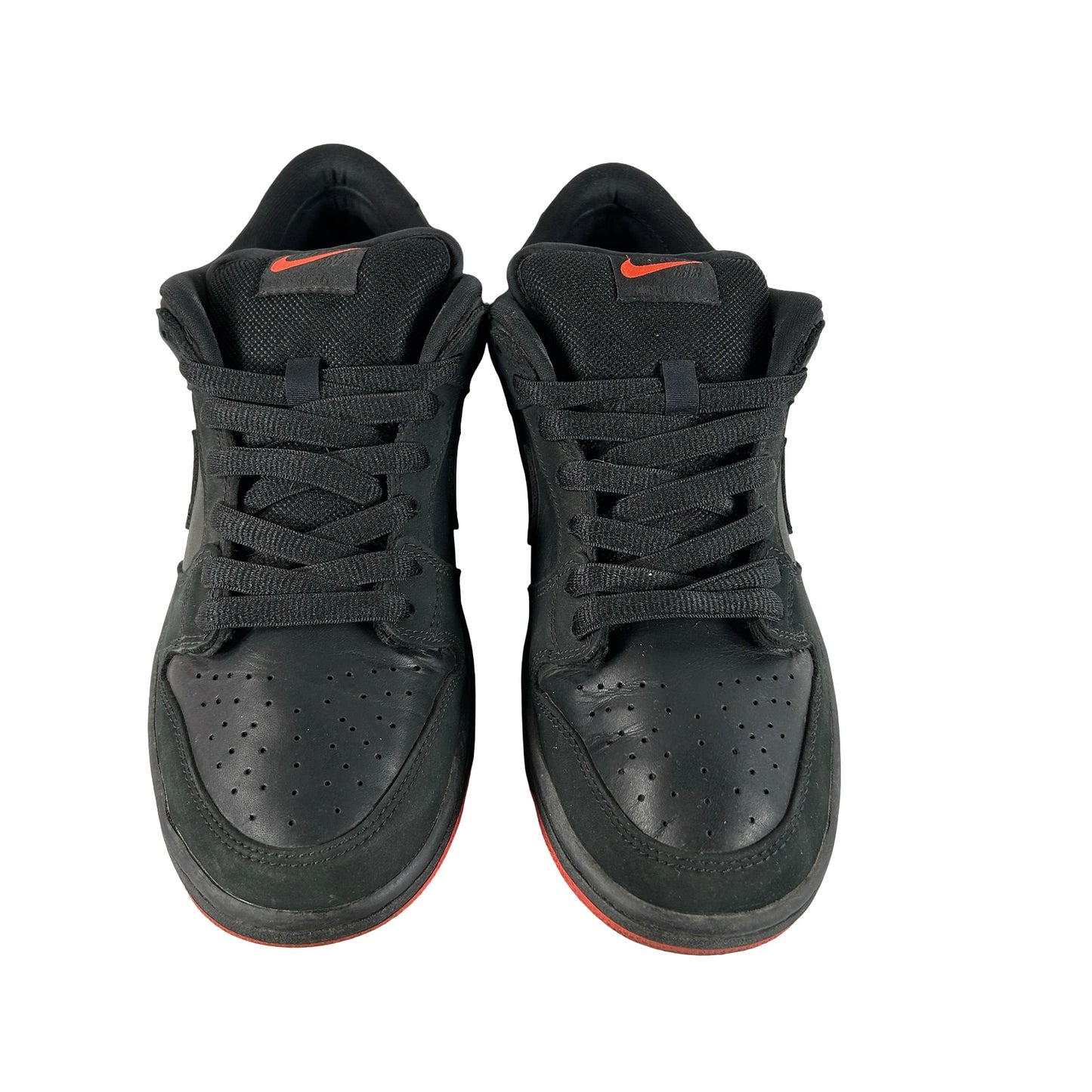 883232 008 Nike SB Dunk Low Black Pigeon [USED] - 9 M (Used)