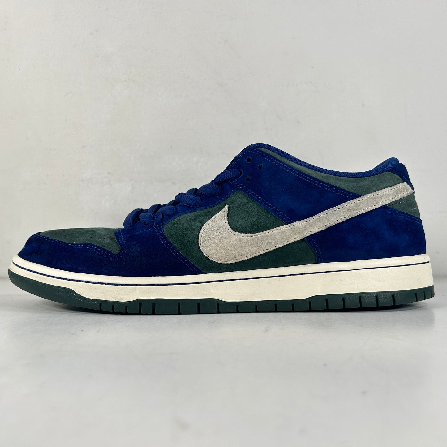 HF3704 400 Nike SB Dunk Low Deep Royal Blue [USED] - 11.5 M (Used)