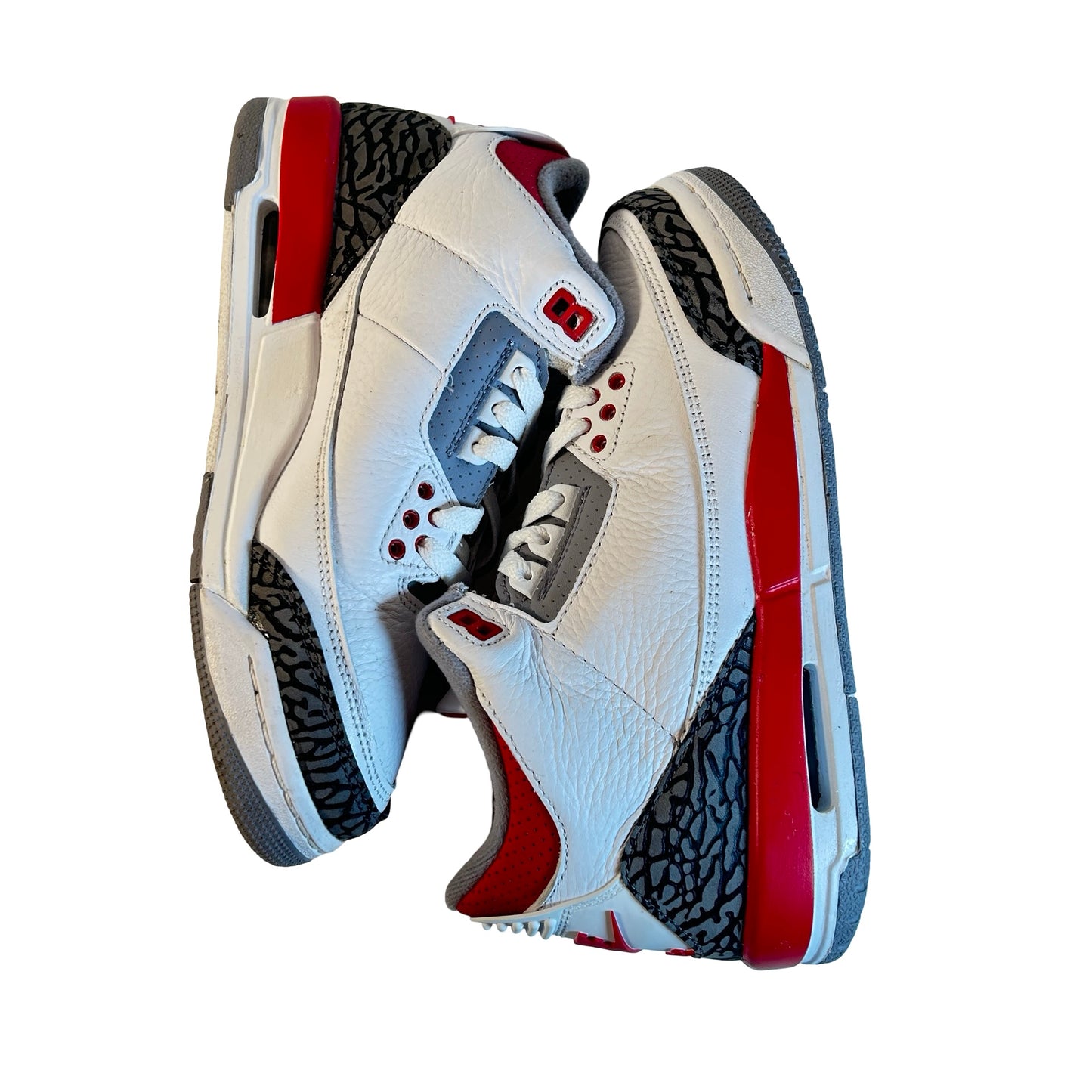 DM0967 160 Jordan 3 Retro Fire Red (2022) (GS) [USED] - 7 Y (Used5)