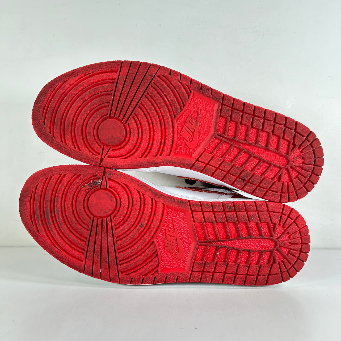 555088 161 Jordan 1 Retro High OG Patrimonio