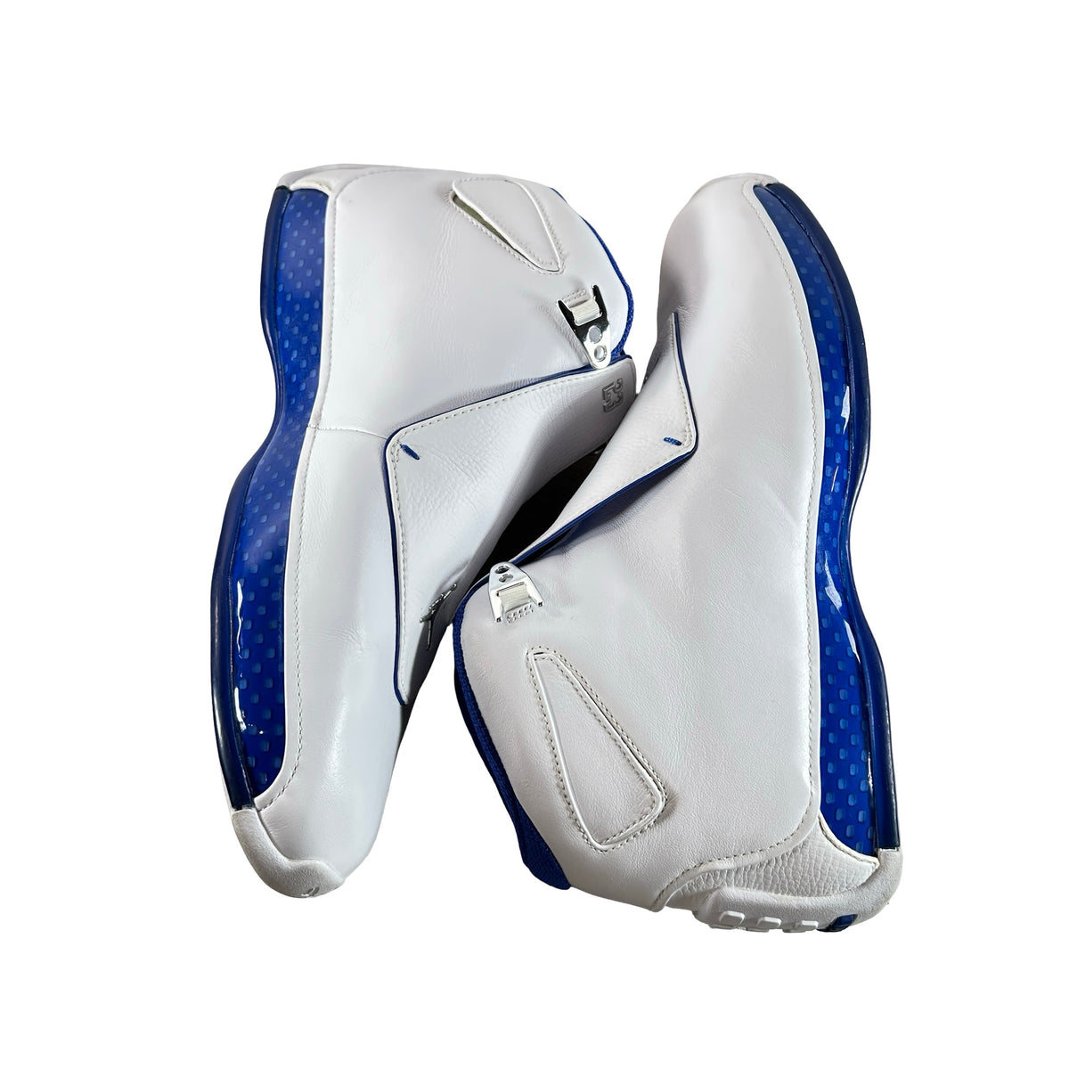 AA2494 106 Air Jordan 18 Retro White Sport Royal [USED] - 11 M (Used)