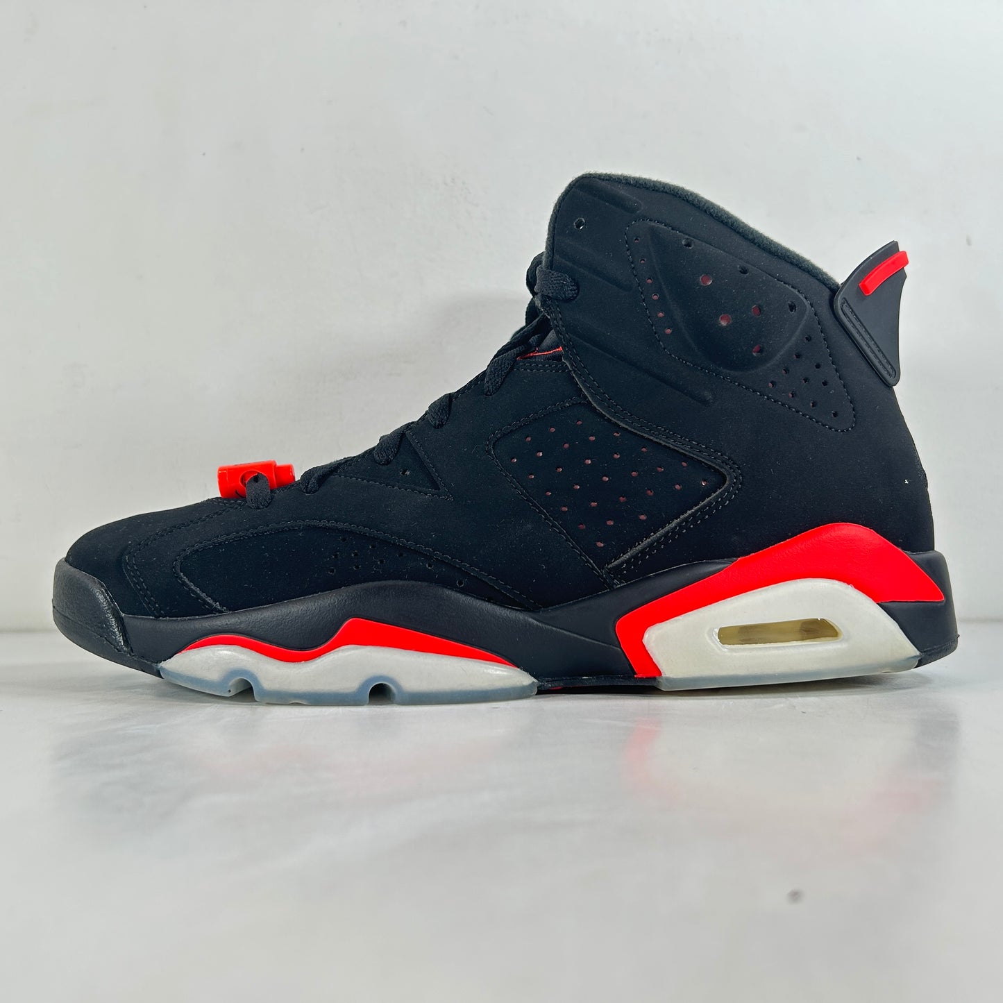 384664 060 Jordan 6 Retro Black Infrared (2019) [USED] - 10.5 M (VNDS)