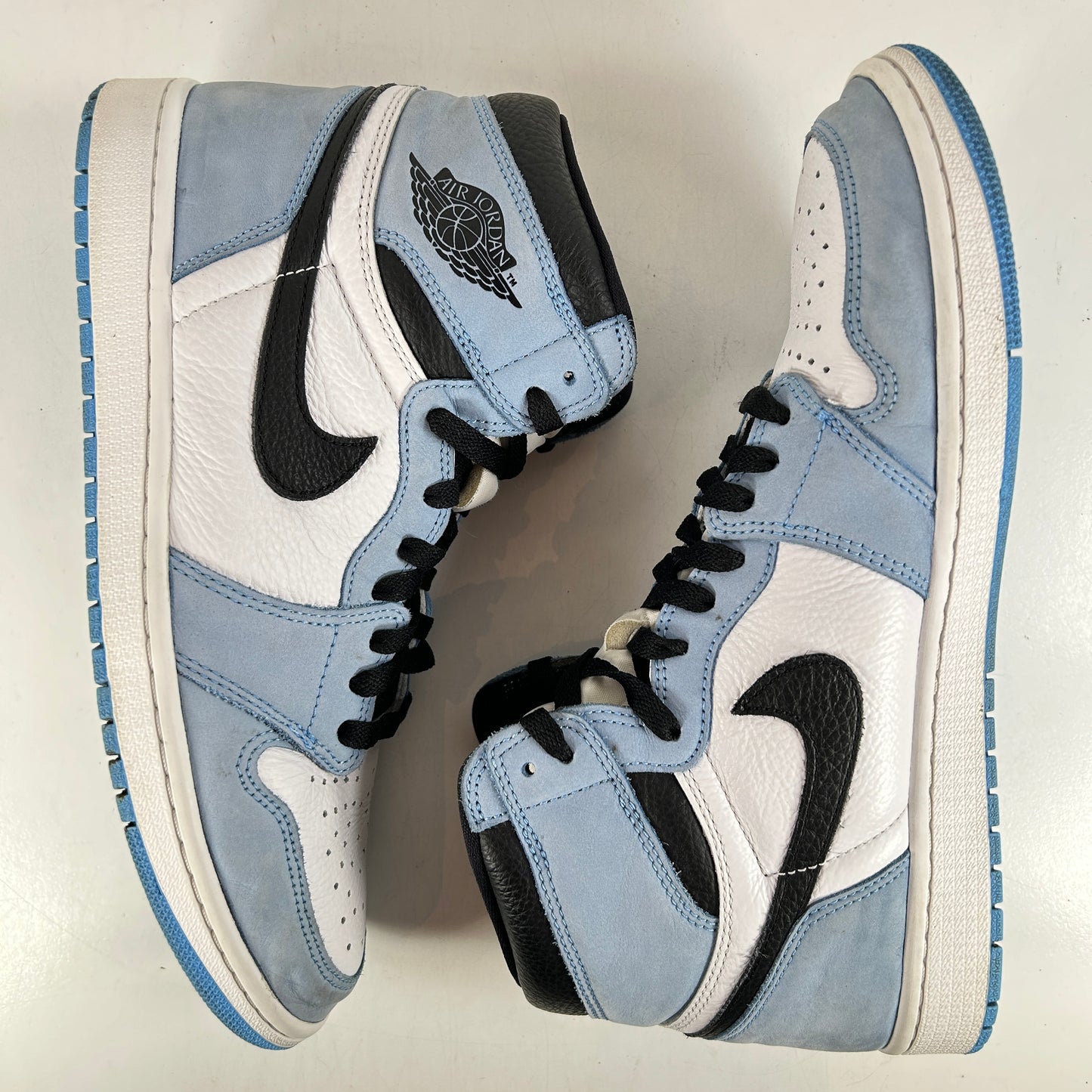 555088 134 Jordan 1 University Blue [USED] - 11 M (Used3)