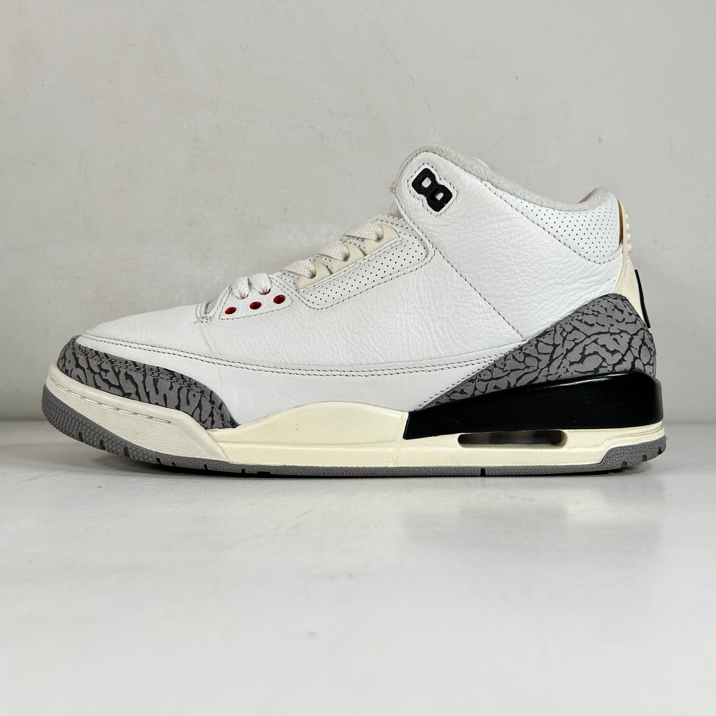 DN3707 100 Jordan 3 Retro White Cement Reimagined [USED] - 10.5 M (Used5)