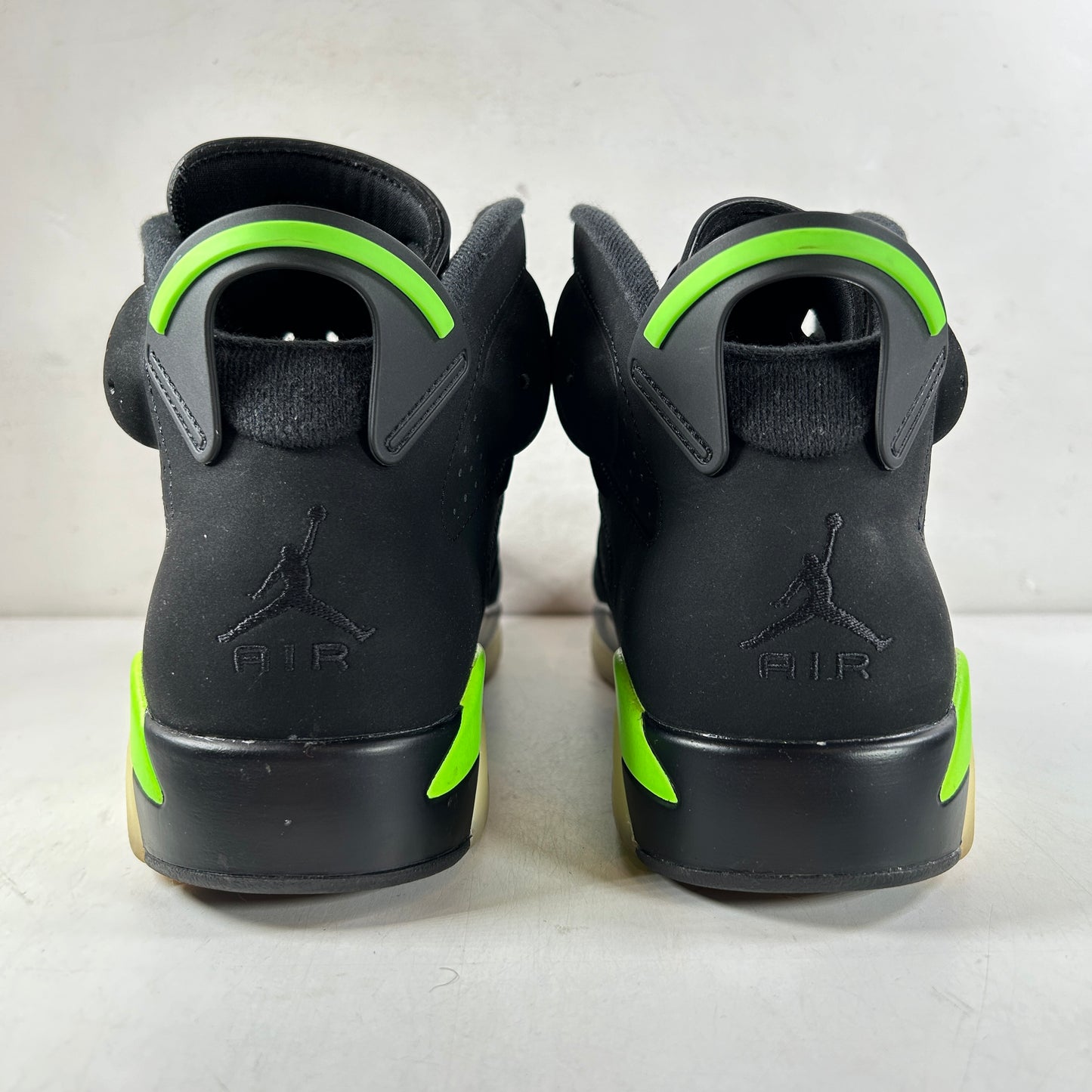 CT8529 003 Jordan 6 Retro Verde Eléctrico