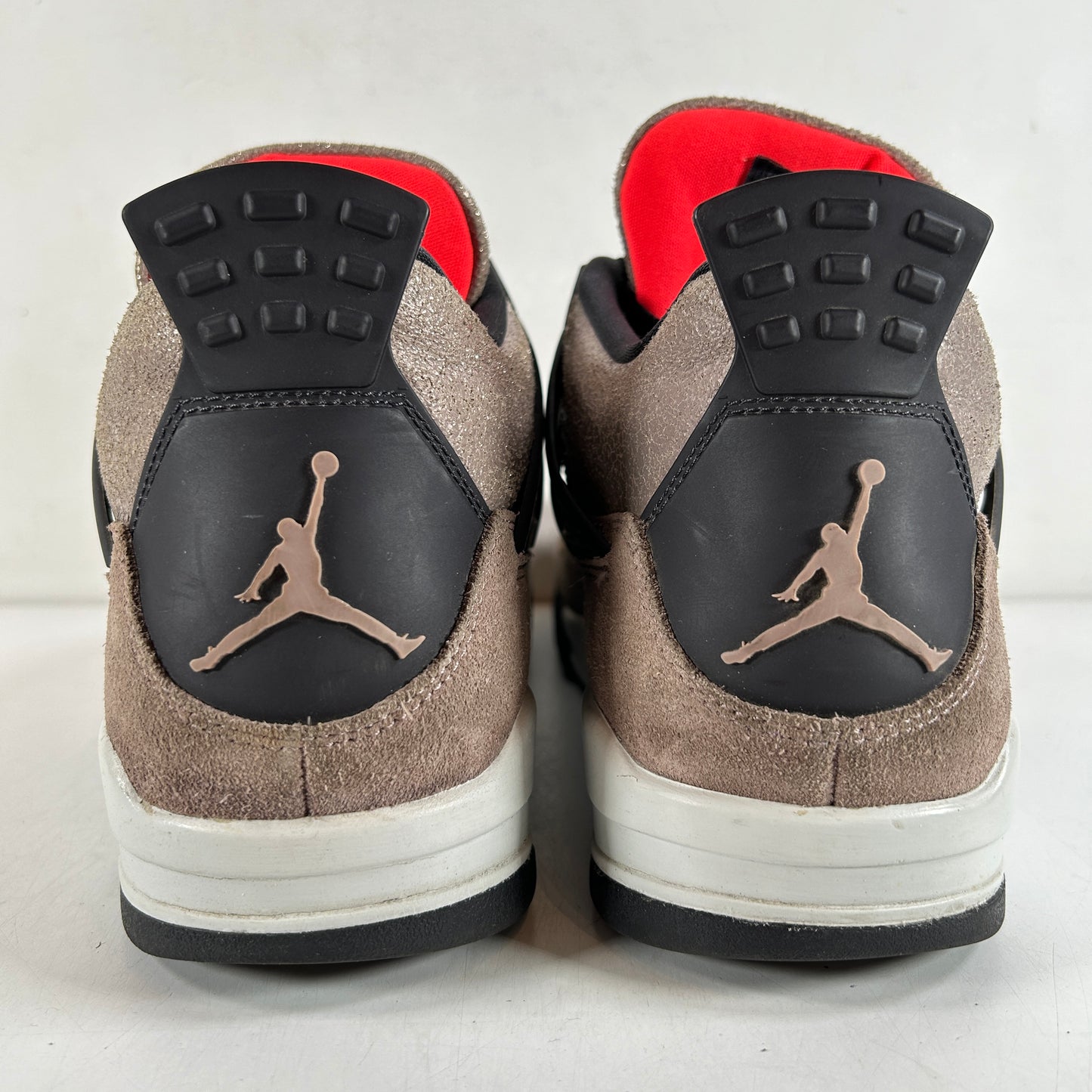 DB0732 200 Jordan 4 Taupe Haze [USED] - 11.5 M (Used2)