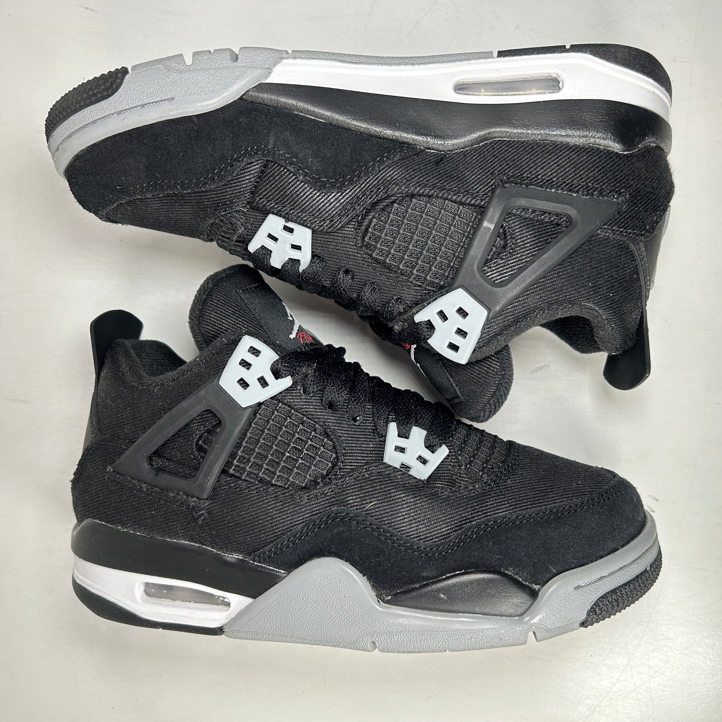 DV0553 006 Jordan 4 Retro Black Canvas GS [USED] - 4 Y (Used)