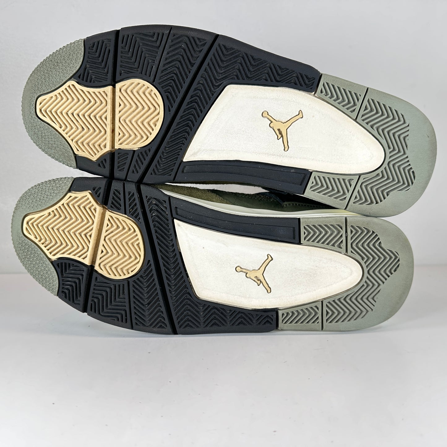 FB9927 200 Air Jordan 4 Craft Medio Oliva