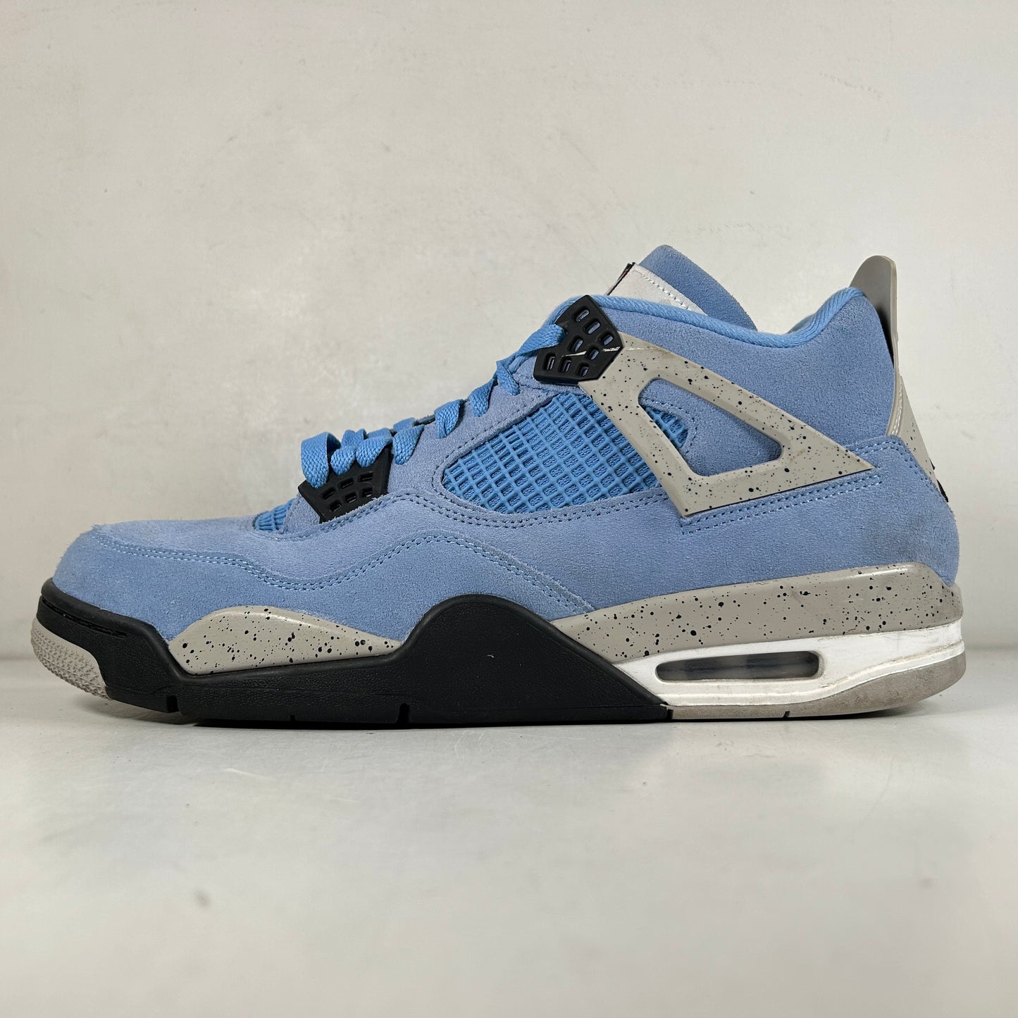 CT8527 400 Jordan 4 Retro University Blue [USED] - 13 M (Used) (No Box)