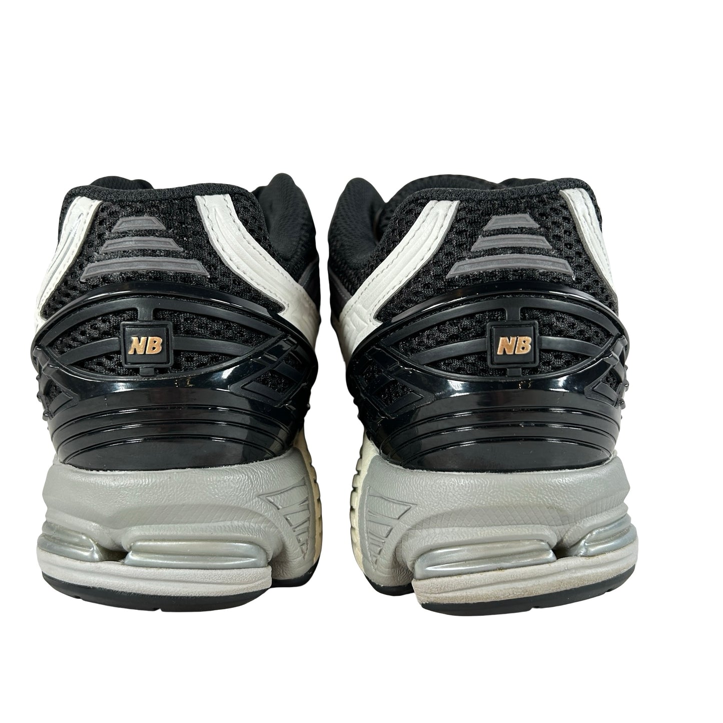 U1906NC New Balance 1906U Black Sea Salt Magnet [USED] - 11 M (VNDS)