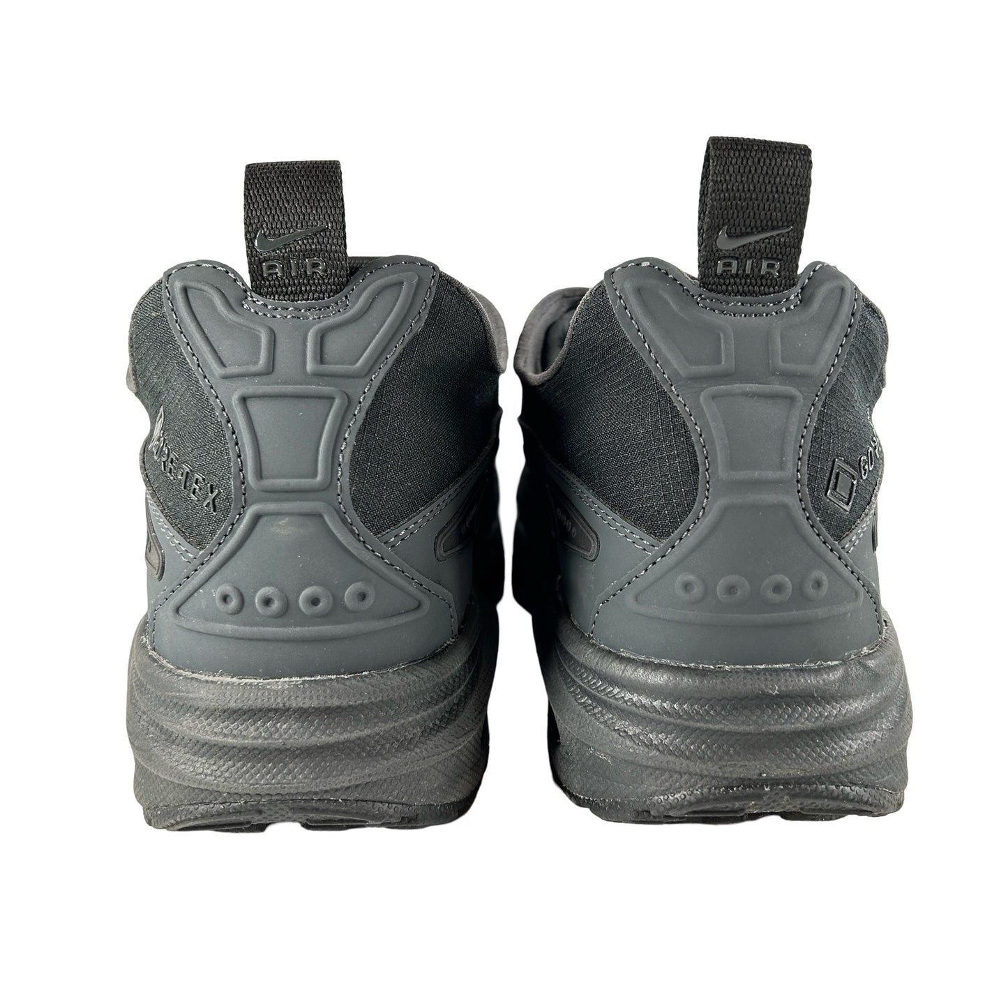 FZ4238 001 Nike Air Max Sunder Gore-Tex Black Smoke Grey (W) [USED] - 10.5 W (Used) (No Box)