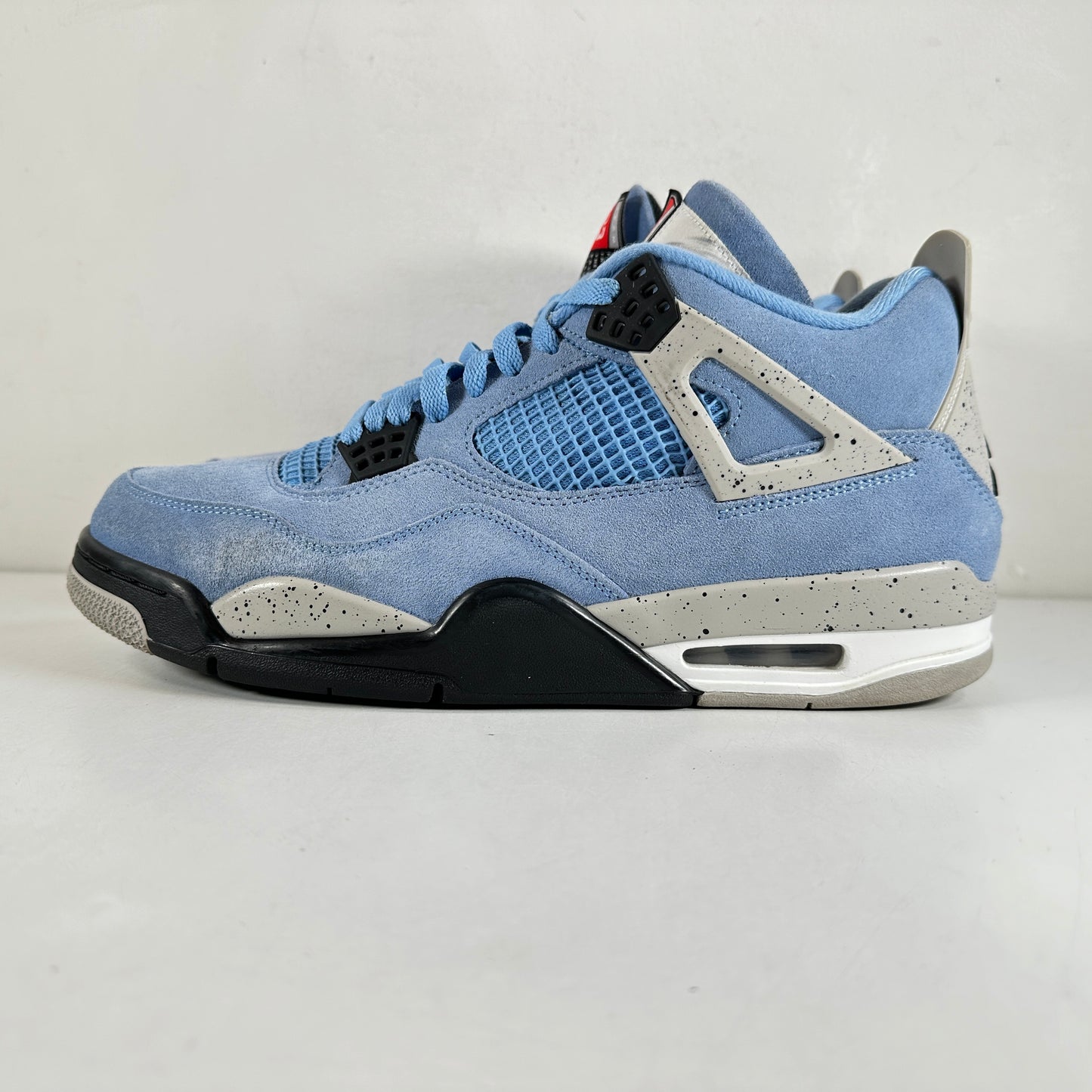 CT8527 400 Jordan 4 University Blue [USED] - 11.5 M (Used)